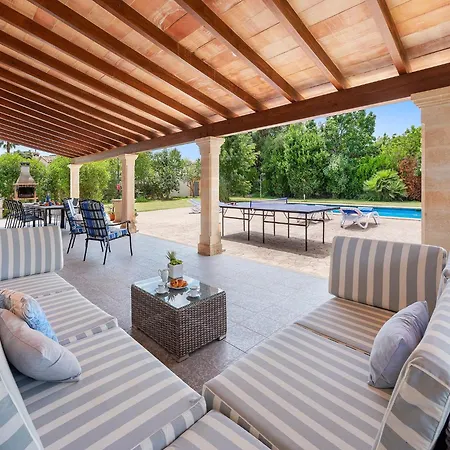 Villa Near Centre Of
